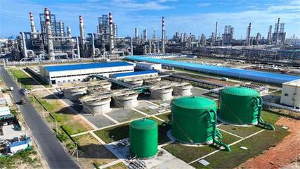 中國石油提速煉化轉型打造"產(chǎn)品巨人"